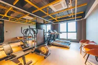 LAN Tai Hotel (Aksu Taibai Shopping Center Branch)