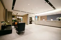 Homeinn · neo (Linyi Taisheng Square Vientiane City) - 2-Star