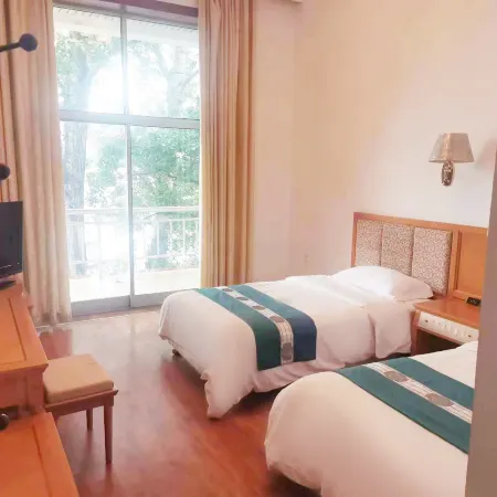 Jucaiwan Hotel (Jingpo Lake Scenic Area Branch)