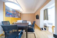 Vienna Hotel (Wuhan High speed Railway Station Honggangcheng Subway Station Store) - Ramah Hewan Peliharaan