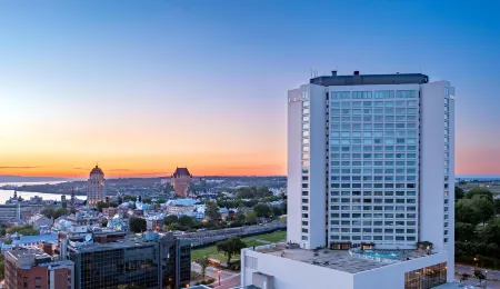 Hilton Québec Отели рядом с достопримечательностью «Cartier-Brébeuf National Historic Site»