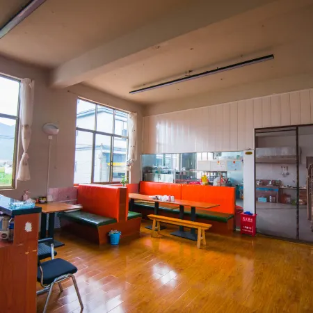 Caohaiqing B&B Hall