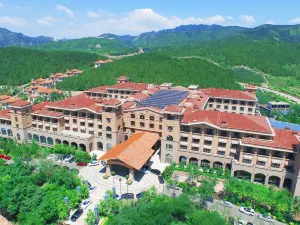 톈진 징지 성광 핫 스프링 리조트 호텔