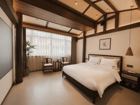 QINGSONG·YAJU Отели рядом с достопримечательностью «STA Party School of C.P.C National Tax Institute of STA (Dalian)»