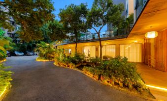 Fengyin Tianjiao Hotel (Chengdu Qianfeng Road subway station)