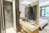 Xincheng Hotel - 5 ดาว