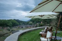 JinSpecial Gaotian - Pools