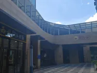 Xiamen Wantai Seaview Apartment (Taidi Haixi Branch) Hotels near Haicang
