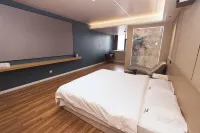 曼巴eスポーツビジネスホテル（保定未來石万達広場）