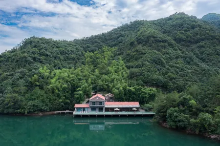 Shuyi Quanzhengu Hostel