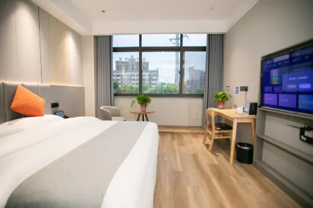 Lanting Hotel (Xinxian People's Hospital) Отели в г. Даншань