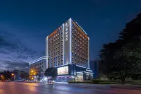 Lavande Hotel (Foshan West Railway Station Luocun) Hotels in Huangqi、Dali