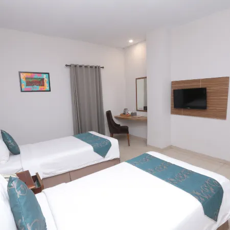 Grand Amira Hotel