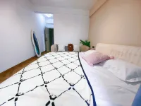 Creamy style projection large bed room