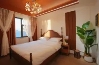 Huocheng Xiangju Yaju Homestay (Qingshuihe Town) Hotels in Huocheng