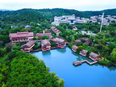 SHIJIYUAN Hot Spring Holiday Hotel Hotels near Ancient City Wall Ruins