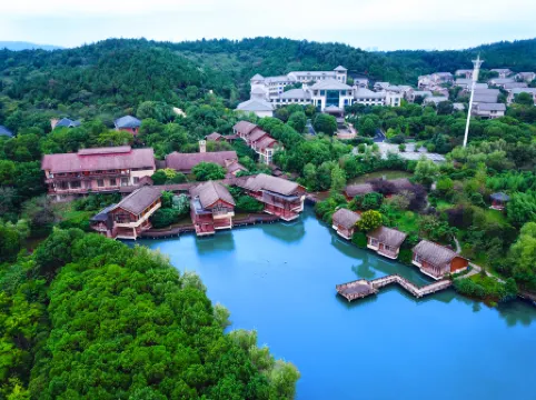 SHIJIYUAN Hot Spring Holiday Hotel