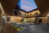 雪庭·松江月頂奢民宿（哈爾濱中華巴洛克店） 鄰近黑龍江科技大學-體育館的酒店