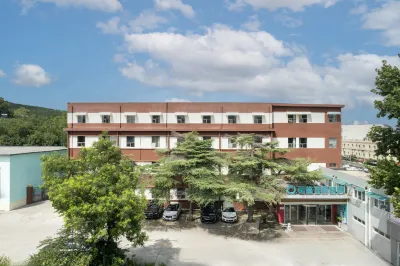 Ginza Inn  Light Stay (Jinan Yuhannan Shungeng Convention and Exhibition Center Branch) Hotel in zona Shandong International Culture Exchange Institute