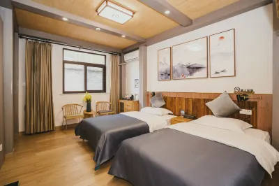 Slow City Pillow Pine·Lvjia Homestay (Gaochun International Slow City Branch) Hotel in zona Caoting Long Corridor