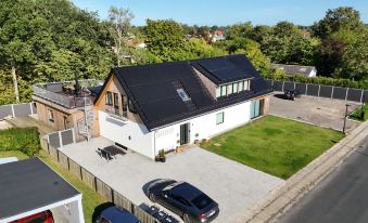 Cozy 4 pers. house with free parking in Odense