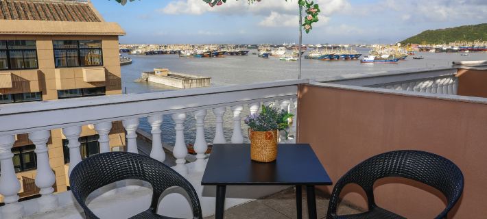 Home by the Sea (Wenling Shitang Peninsula Tourist Resort) Hotels in Wenling