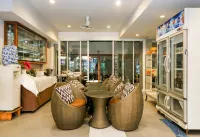 Collection O JA Siam City