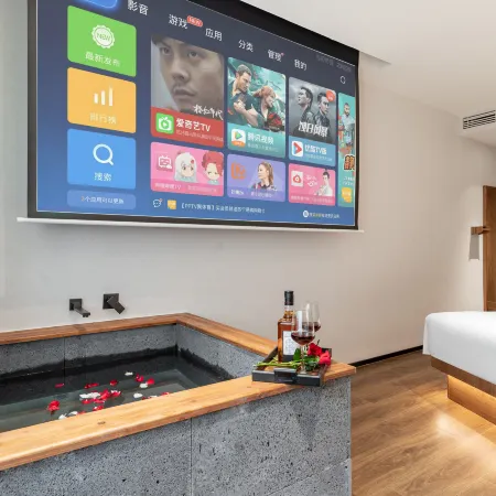 Wangle Resort Hotel (Zhanggong Bridge Gourmet Street)