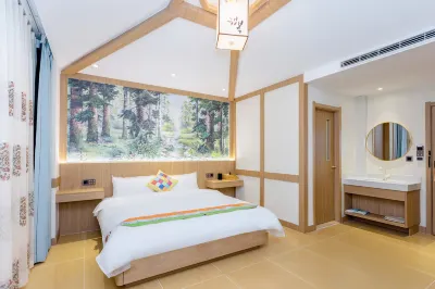 Ancient Village Korean Folklore Hotel
