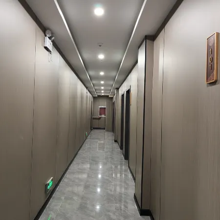 Qiao Family Yuandeyi Hotel