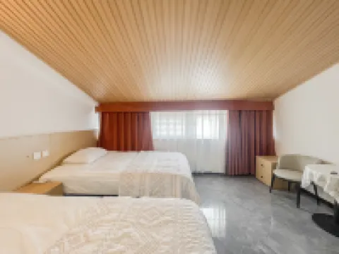 Kaifeng Moran Homestay (Wansui Mountain Da Song Wuxia City)