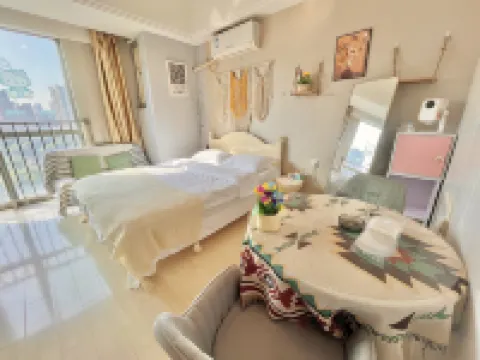 On Cloud Homestay (Wanda Plaza Branch)