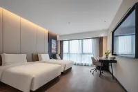 Atour Hotel Chengduo Tianfu New Area Erjiangsi Subway Station Hotel a Huayang Area
