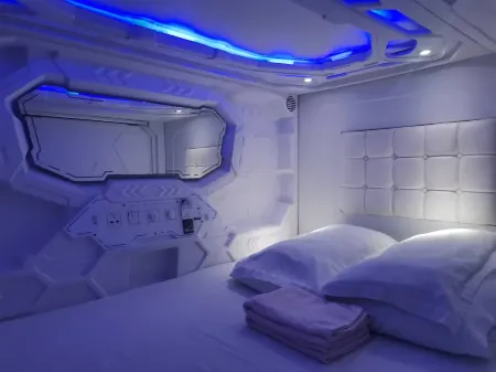 Space Cap Hotel