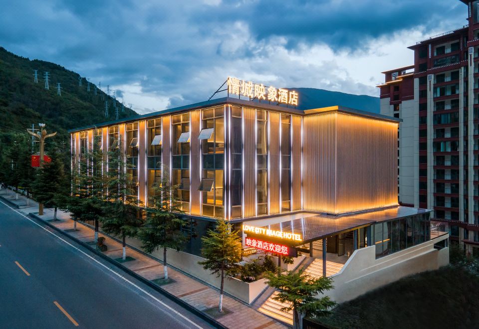 hotel overview picture