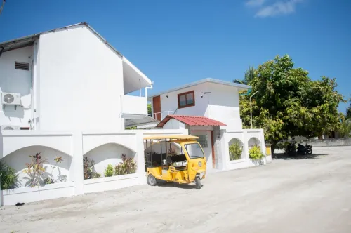 Avanti Surf & Stay Hotels in Vaadhoo