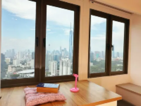 Sky Pool Suites KL Sentral 4 pax Kuala Lumpur 118, The Riveria City, KL Sentral