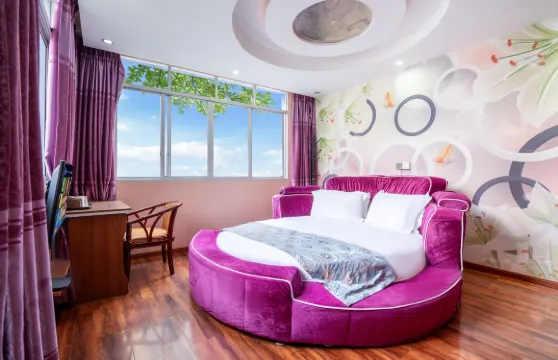 威信雅緻主題酒店