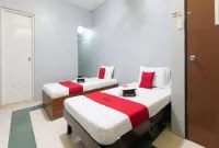 RedDoorz @ Teofila Lodge Hotels in Vigan