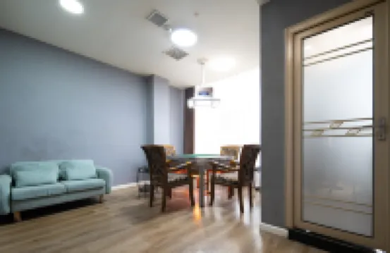 Yilong Yunshang Time Light Luxury Homestay