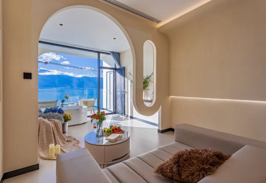 大理云海揽月全智能海景度假酒店外景图