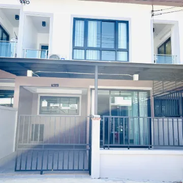 Pattaya Tay  Emperor Holiday townhouse