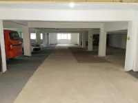 Junyi Chain Hotel (Shangrao Wannian Runfeng Plaza Jinhu Park) - parking