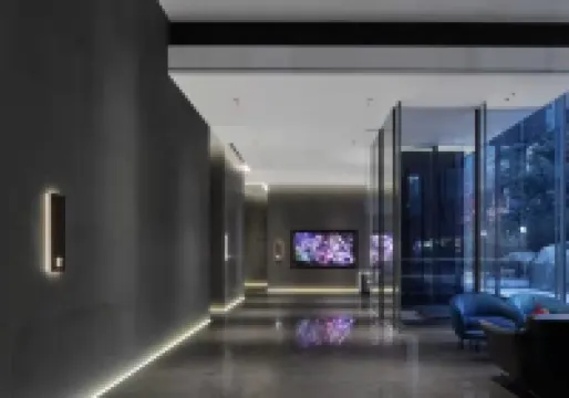 盈嘉･雲曦天際S高空設計師酒店（成都太古裏旗艦店）