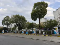 Jixi International Hotel - parking