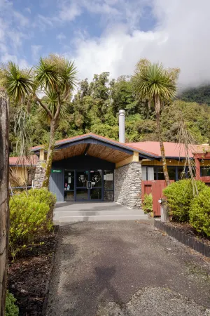 Haka House Franz Josef Отели рядом с достопримечательностью «West Coast Wildlife Centre»