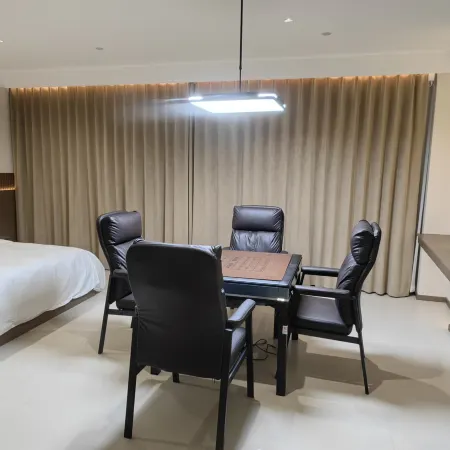 No.9 Hot Spring Hotel