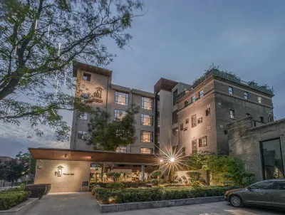 Time Tunnel Designer Hotel Hotels in Tangdu Hospital/Fangzhicheng