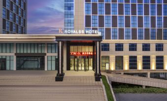 R ROYALSS HOTEL(Fuzhou Nancheng Branch)