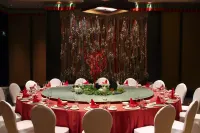 Shangri-La Resort - breakfast
